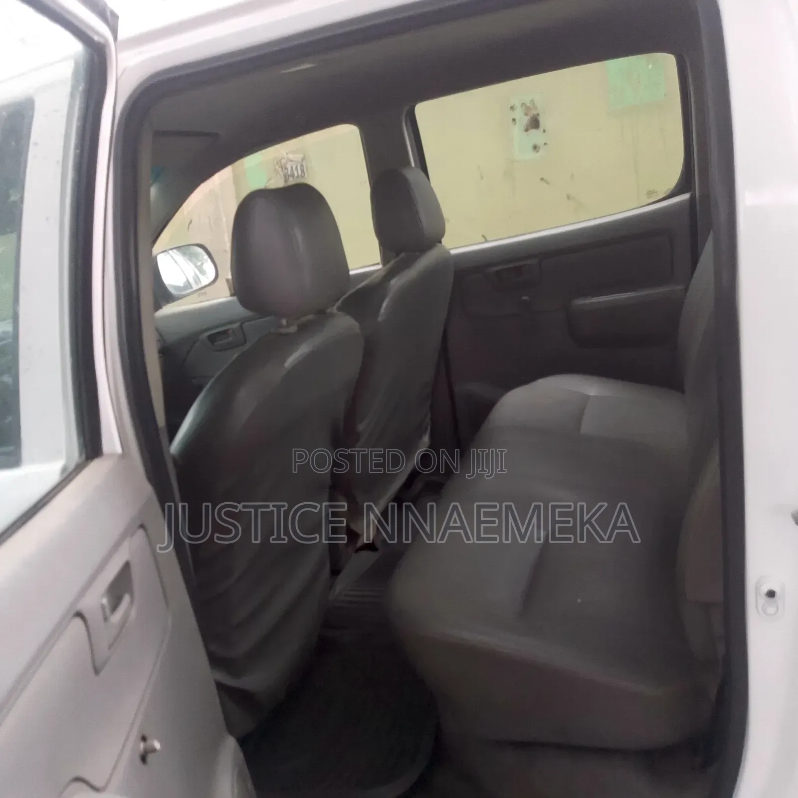 Toyota Hilux 2010 White