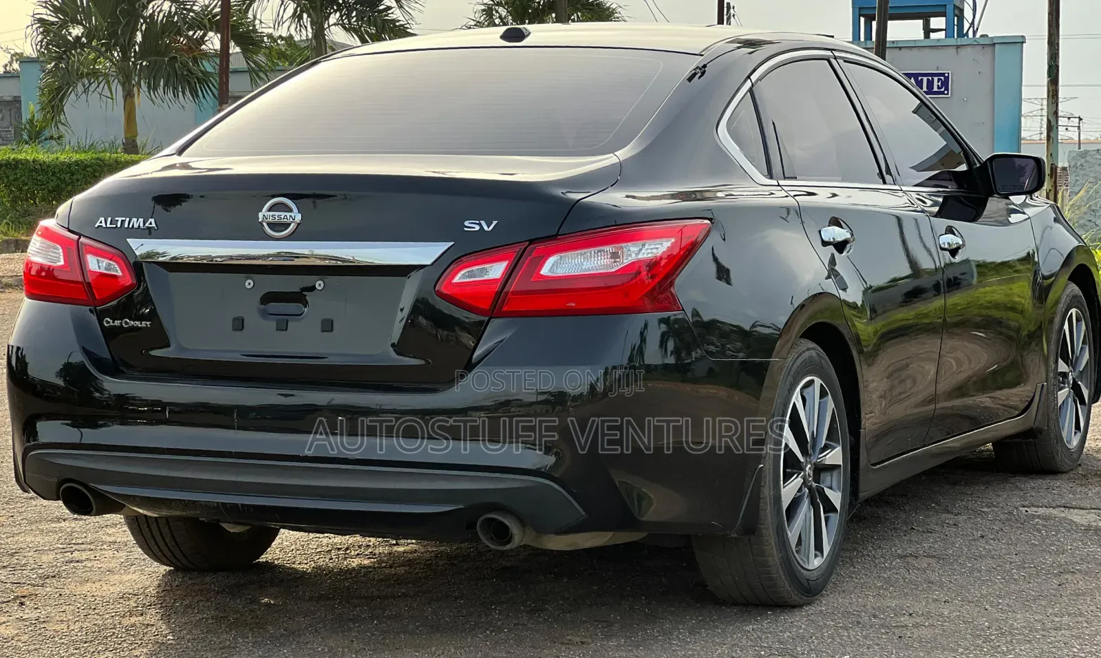 Nissan Altima 2.5 SV 2017 Black