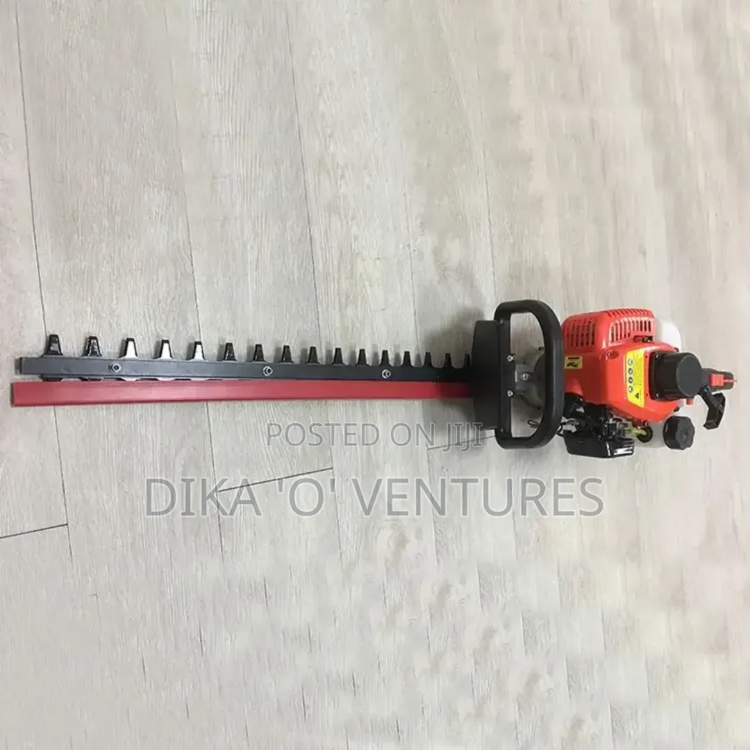 Hedge Trimmer 25.4cc - 2-Stroke Engine 0.7kw, 8500rpm, Tank