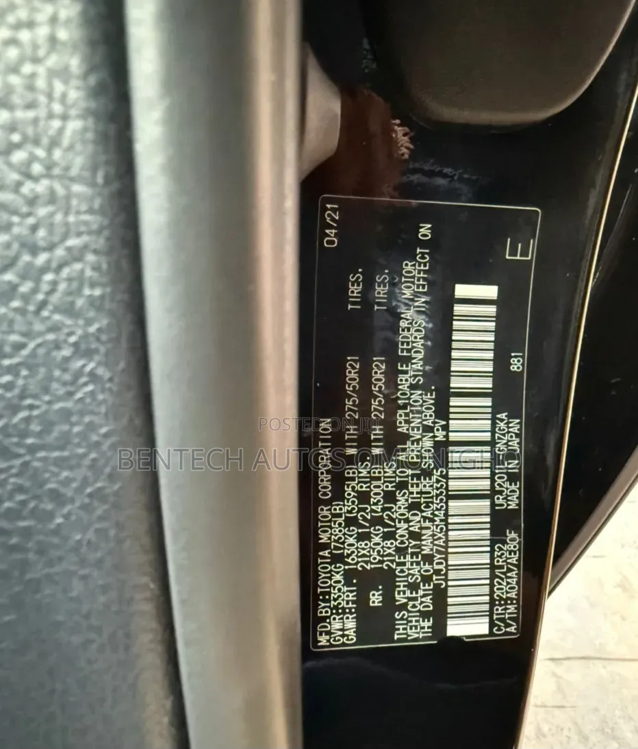 Lexus LX 570 (5 seats) AWD 2021 Black