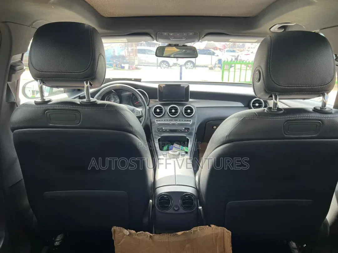 Mercedes-Benz GLC-Class 2019 White