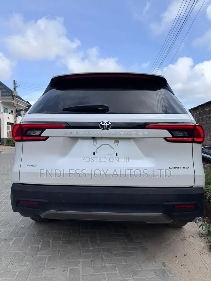Toyota Grand Highlander Limited AWD 2024 White