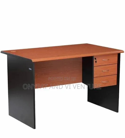 Quality 4 Feet Office Table With Side Drawers