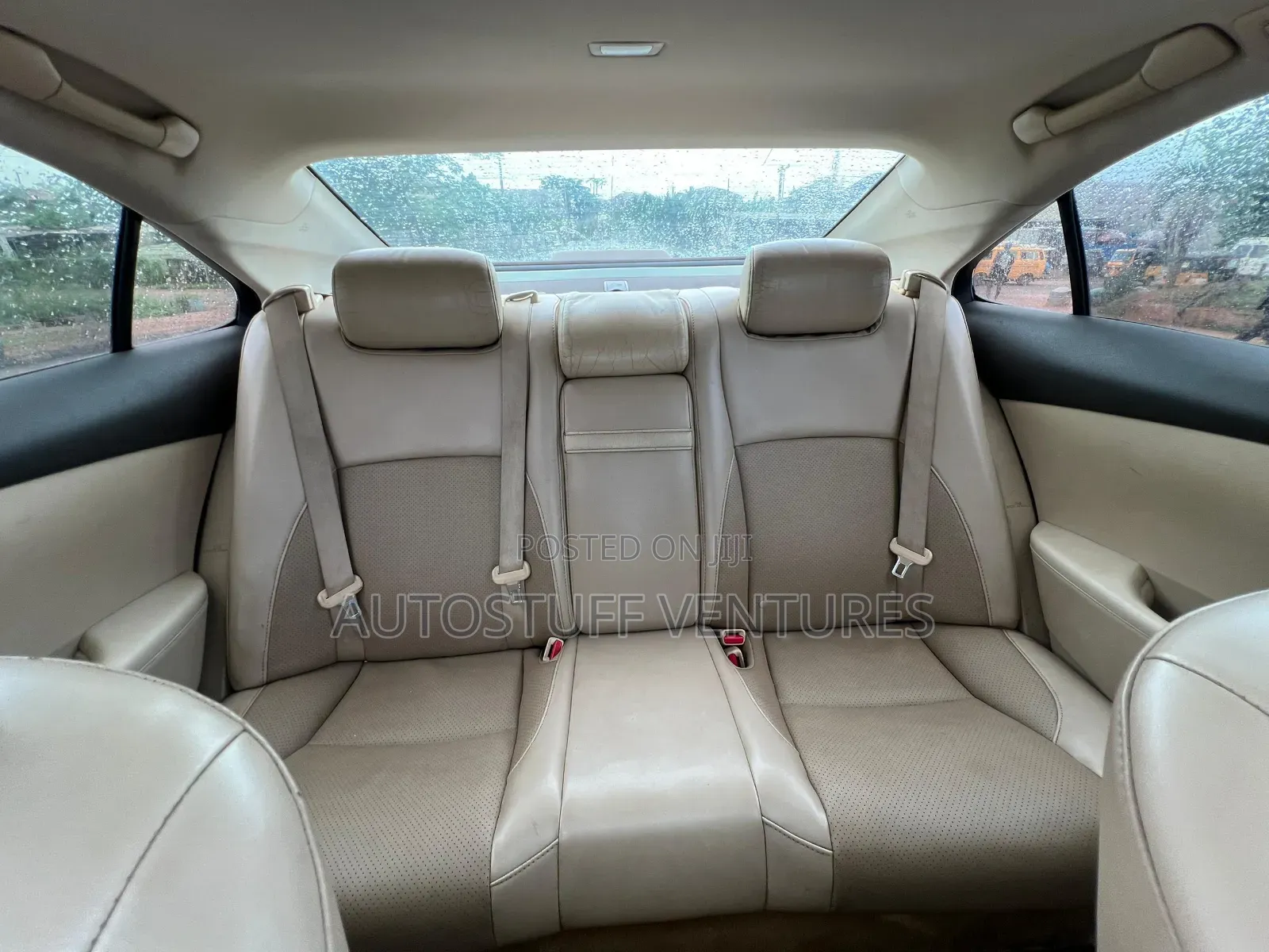 Lexus ES 350 2011 White