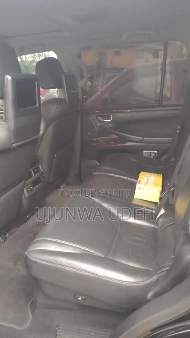 Lexus LX 2015 Black