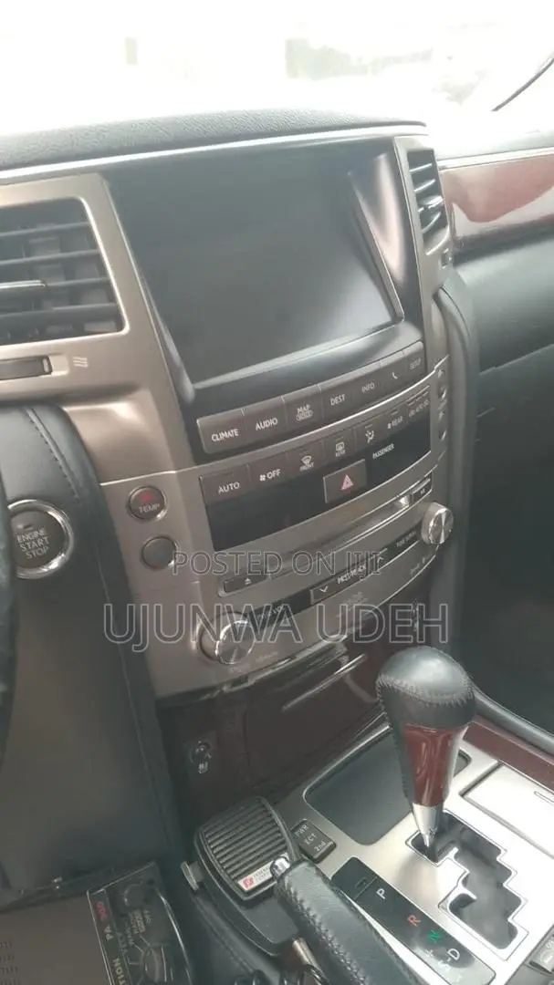 Lexus LX 2015 Black