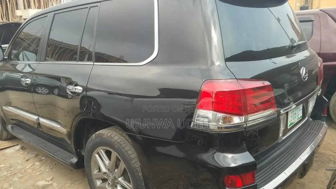 Lexus LX 2015 Black