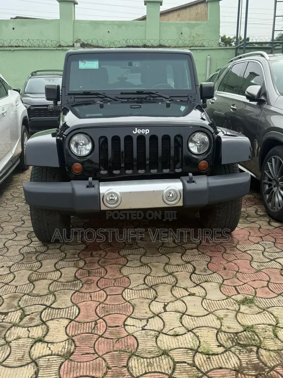 Jeep Wrangler Sahara 4x4 2016 Black
