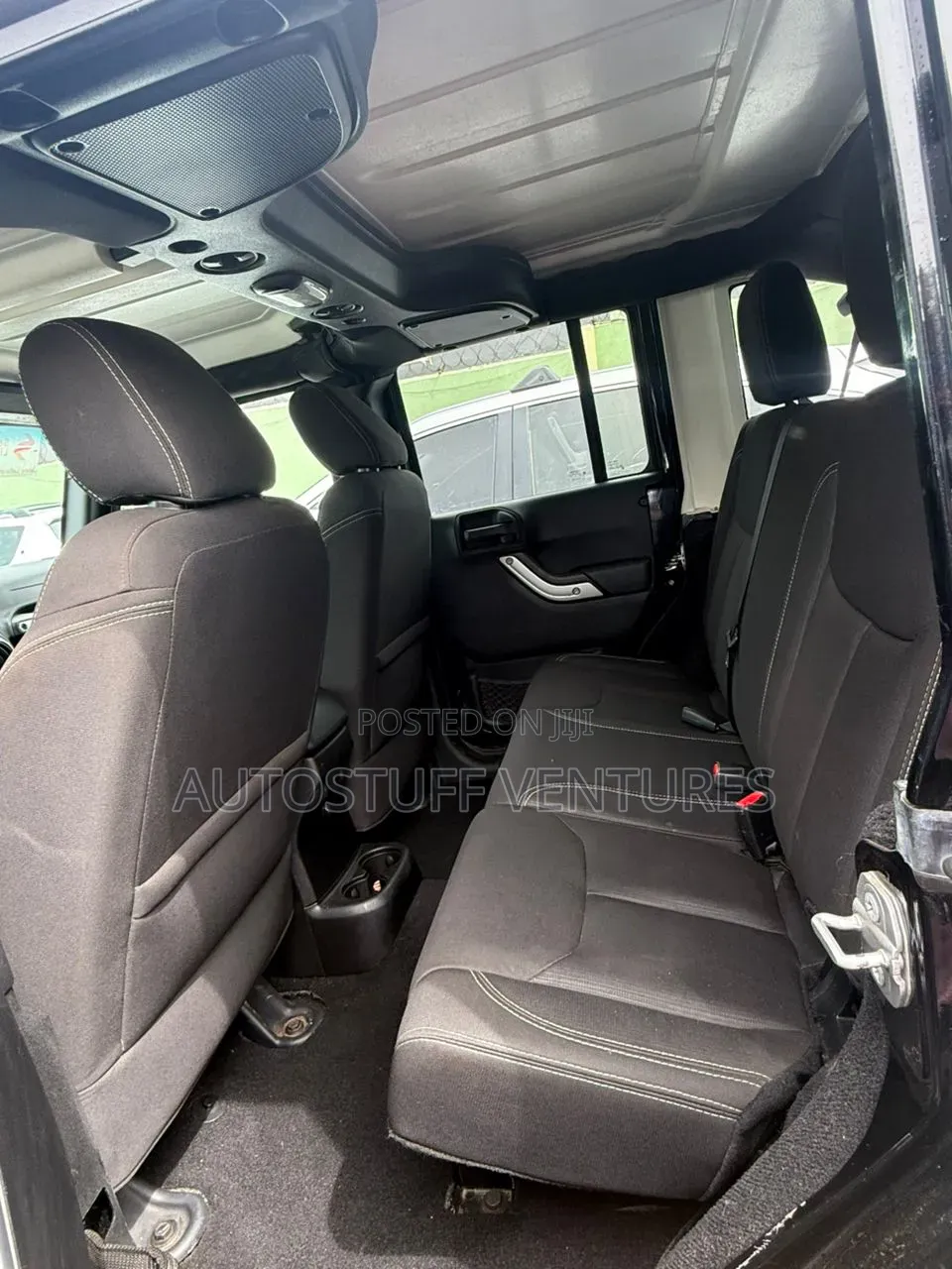 Jeep Wrangler Sahara 4x4 2016 Black