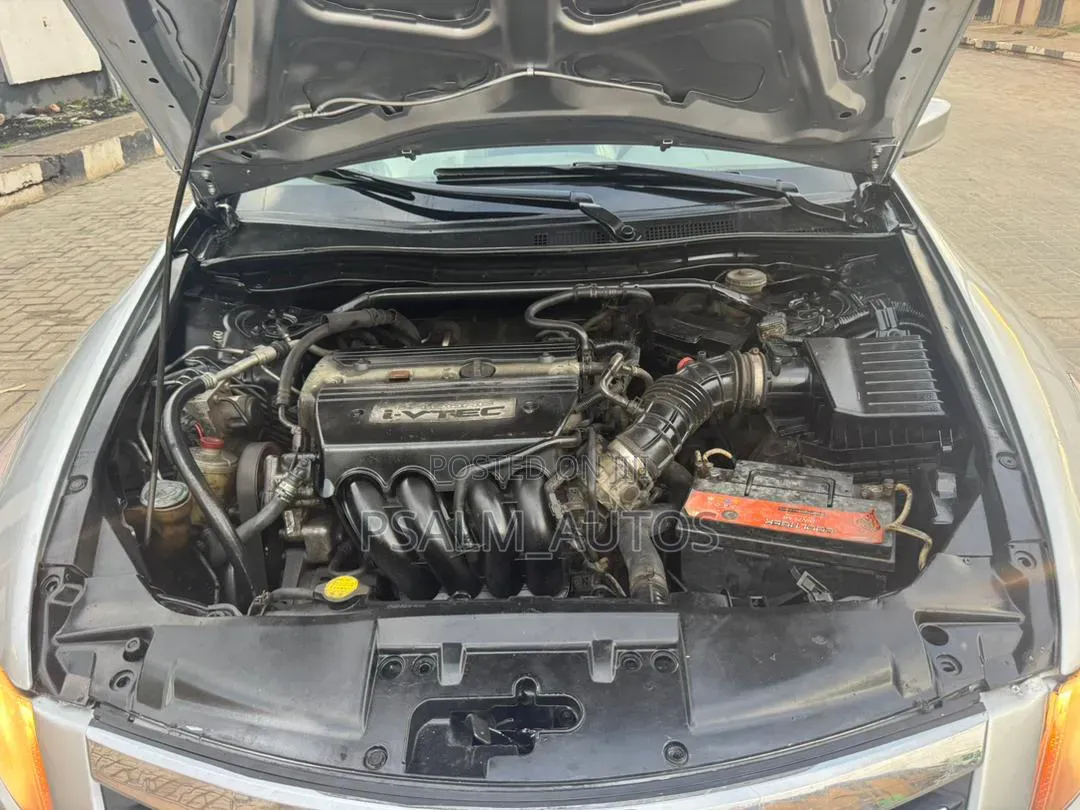Honda Accord 2010 Silver