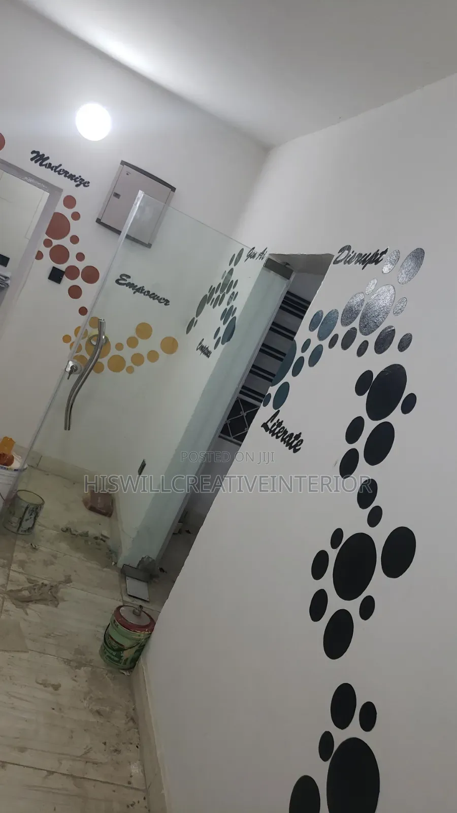 Graphics Wall Painting