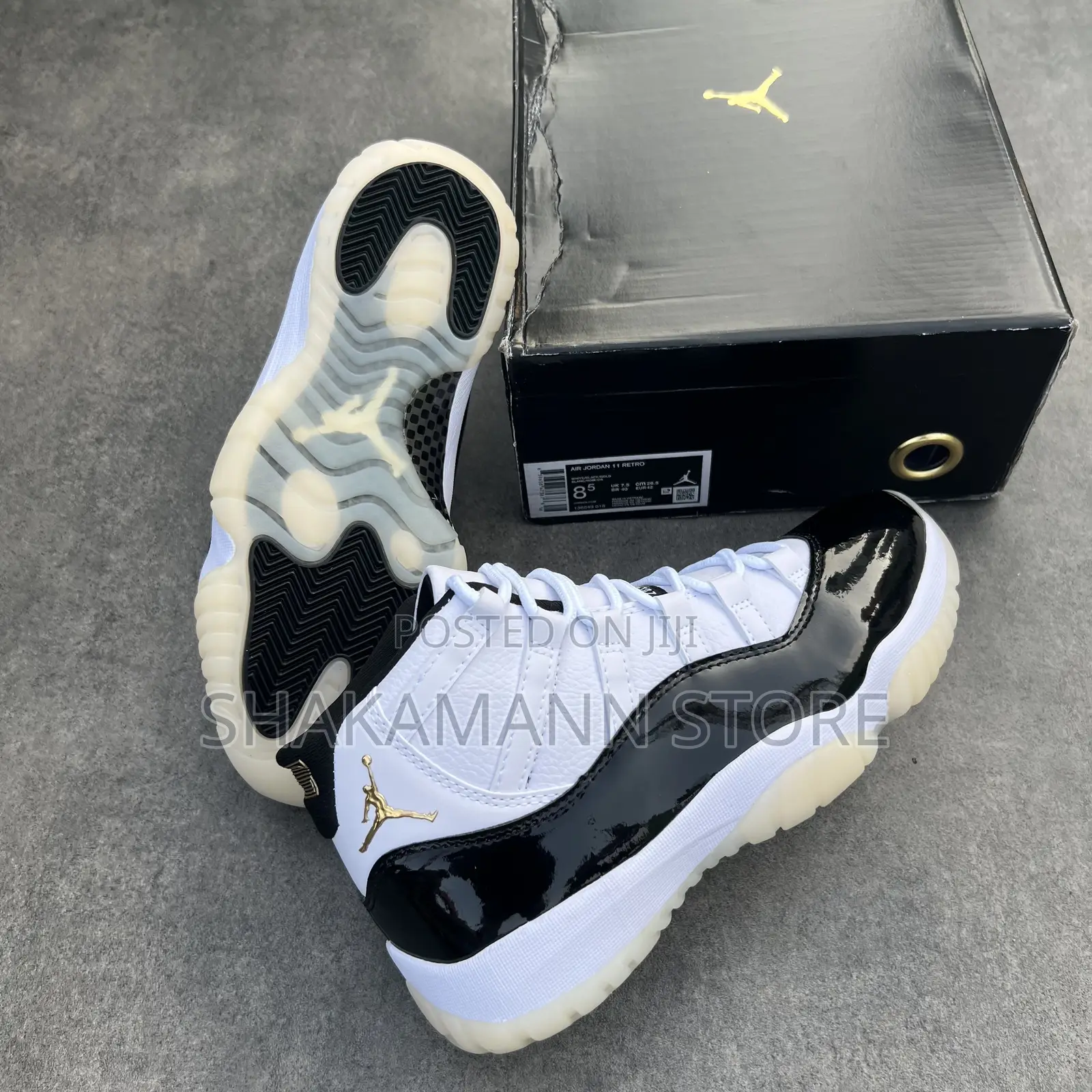 Original Jordan 11 Black White Panda