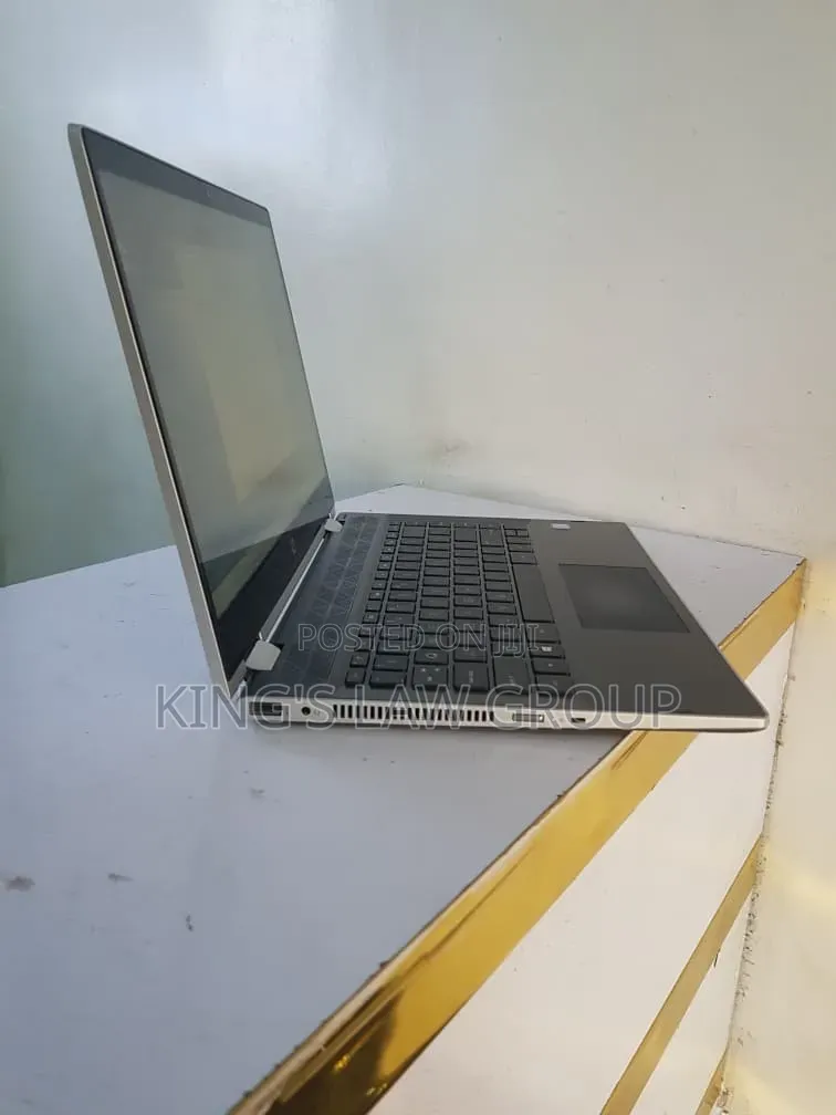 Laptop HP Pavilion x360 8GB Intel Core i3 HDD+SSD 256GB