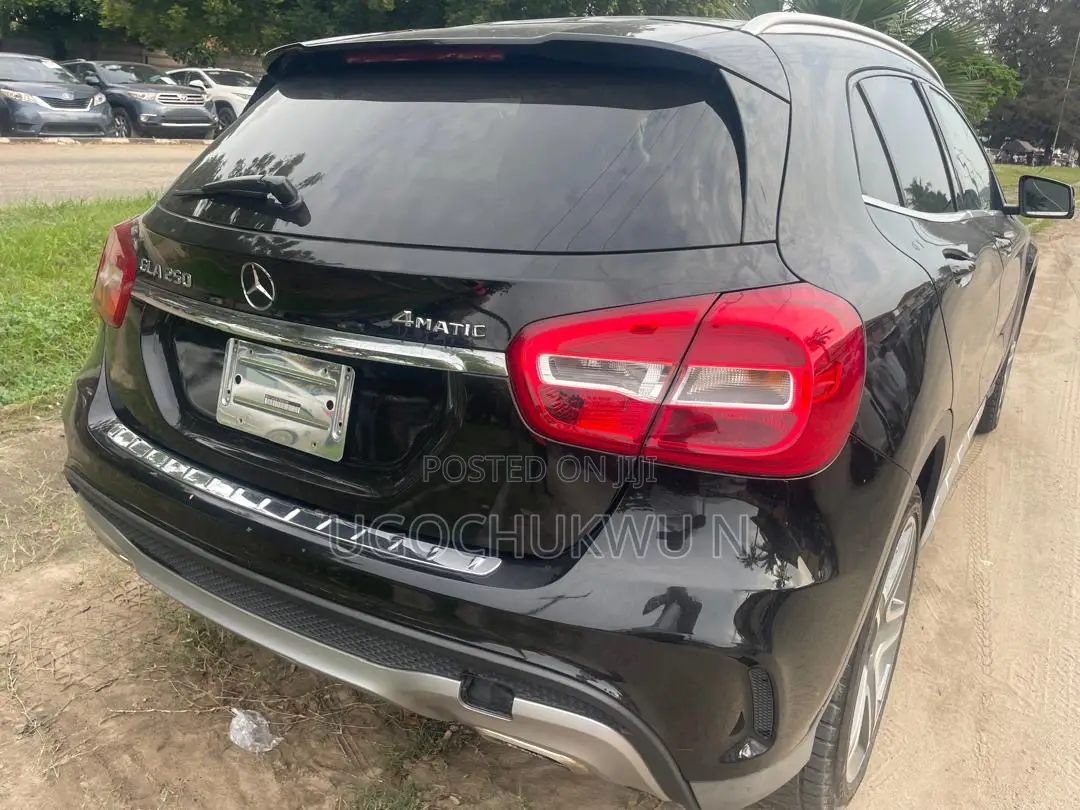 Mercedes-Benz GLA 250 2015 Black