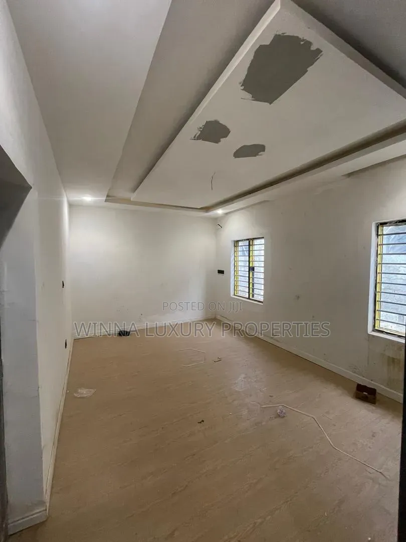 4bdrm Duplex in Palm Height Estate, Lugbe District for rent