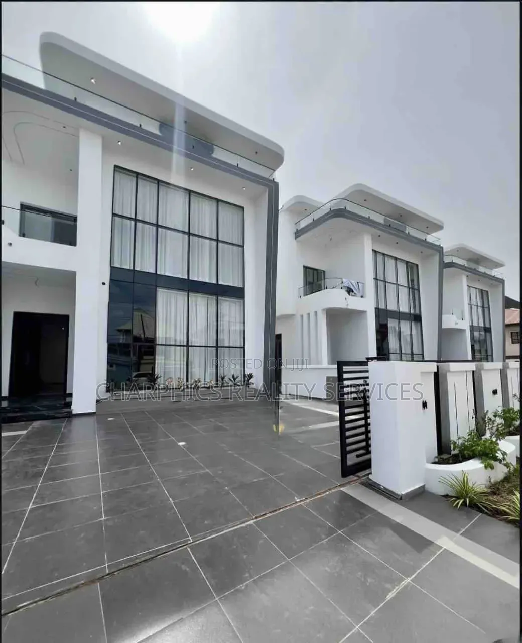 4bdrm Duplex in Off Lekki-Epe Expressway for sale