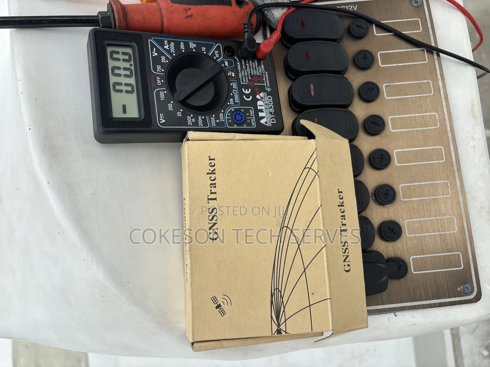 Easy to Track Tracker Device