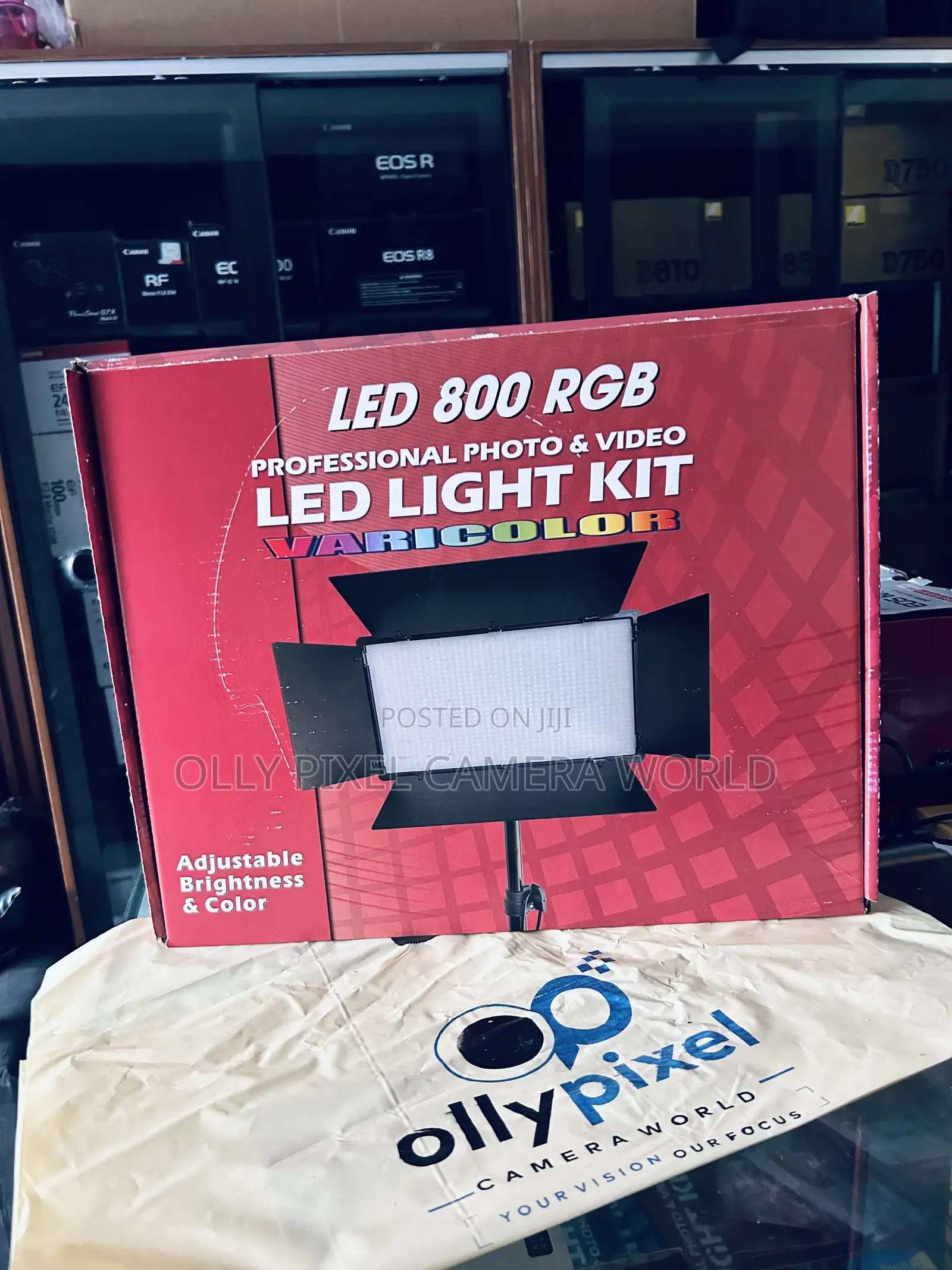 Led 800 RGB Professional Video Light
