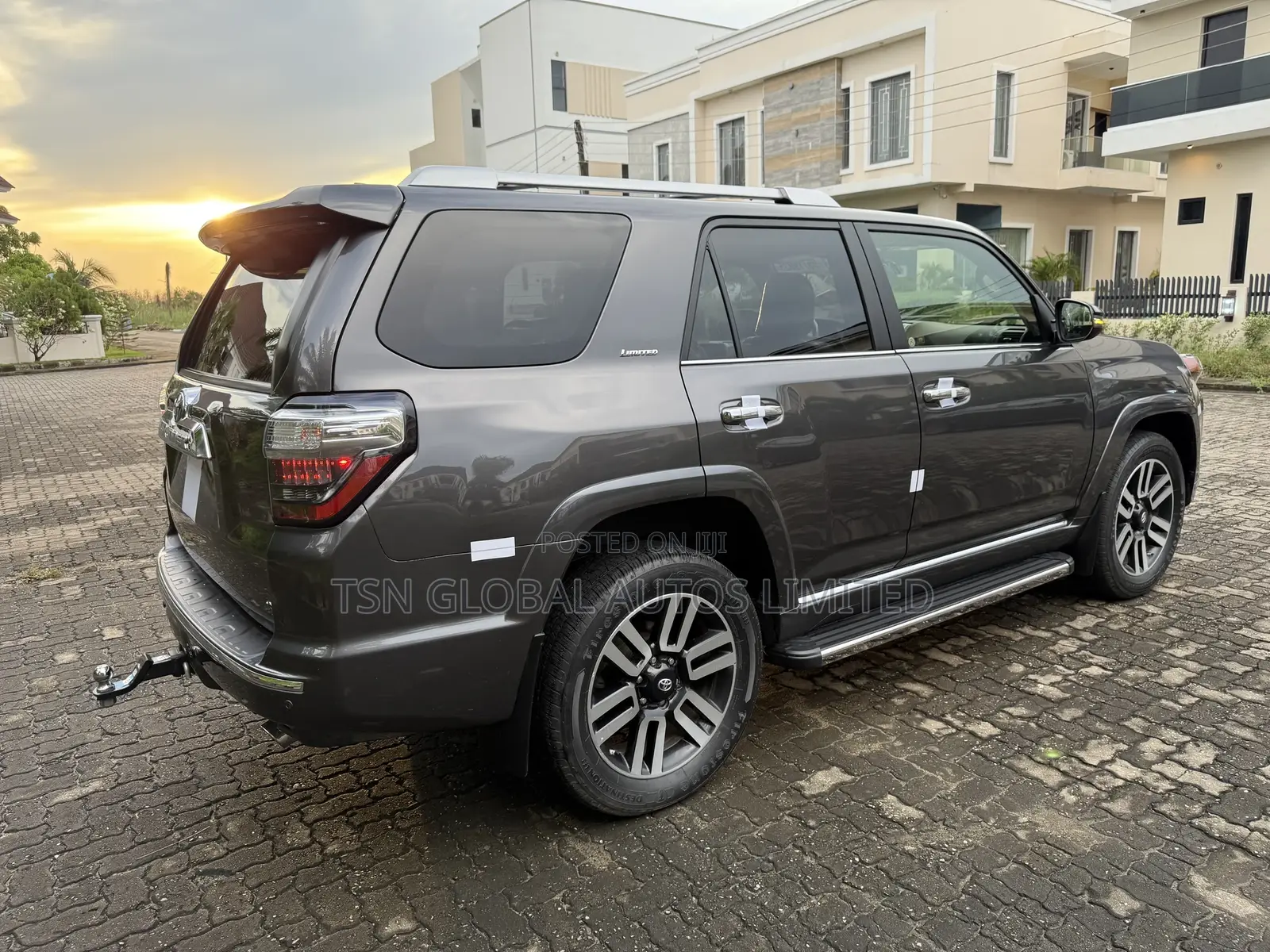 Toyota 4-Runner Limited 4x4 2018 Gray