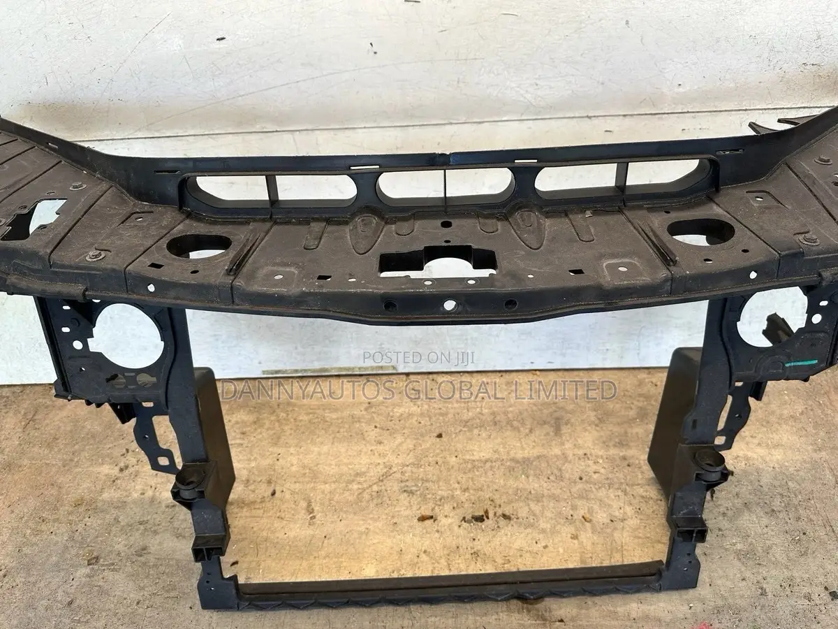 Front Cut / Radiator Support for Gle 350, Ml 350 GLS 450, Gl450, W166