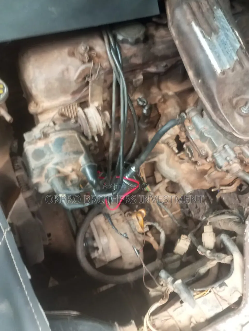 Toyota HiAce 2000 Green