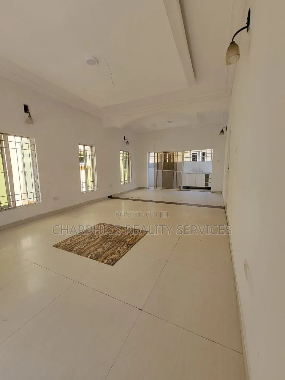 Mini Flat in Ikota for rent