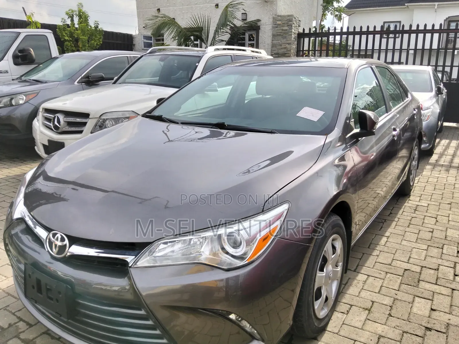 Toyota Camry 2017 Gray