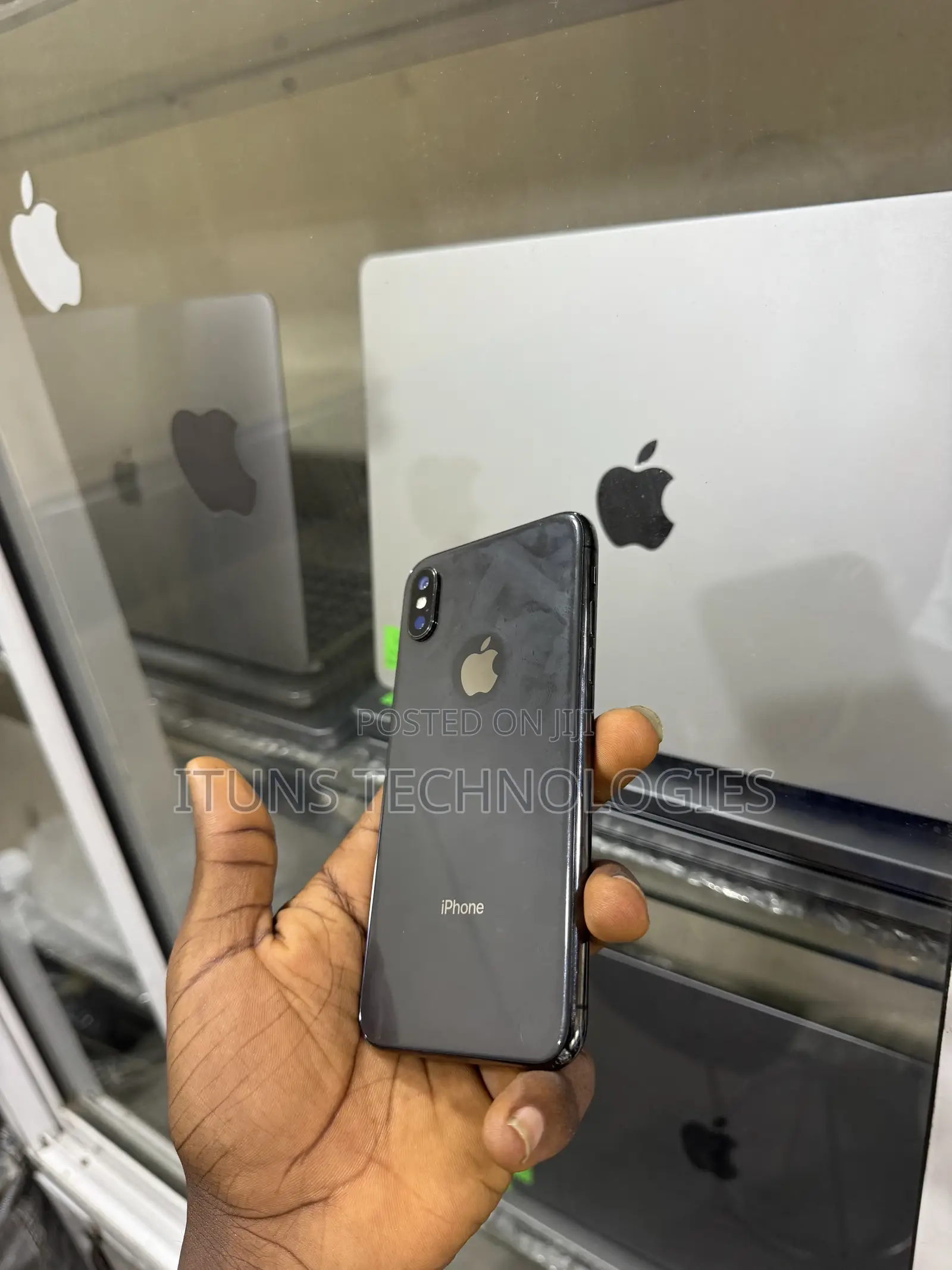 Apple iPhone X 64 GB Black