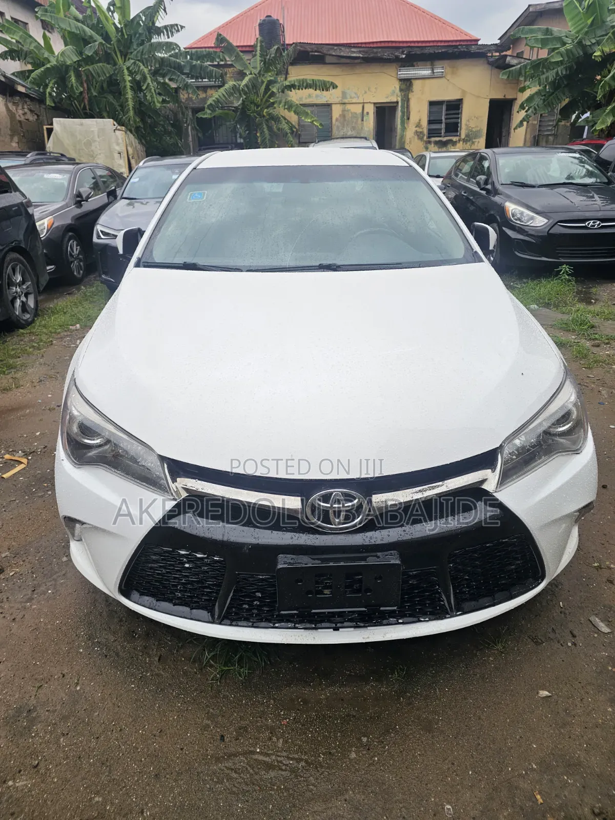 Toyota Camry XSE 4dr Sedan (2.5L 4cyl 6A) 2017 White