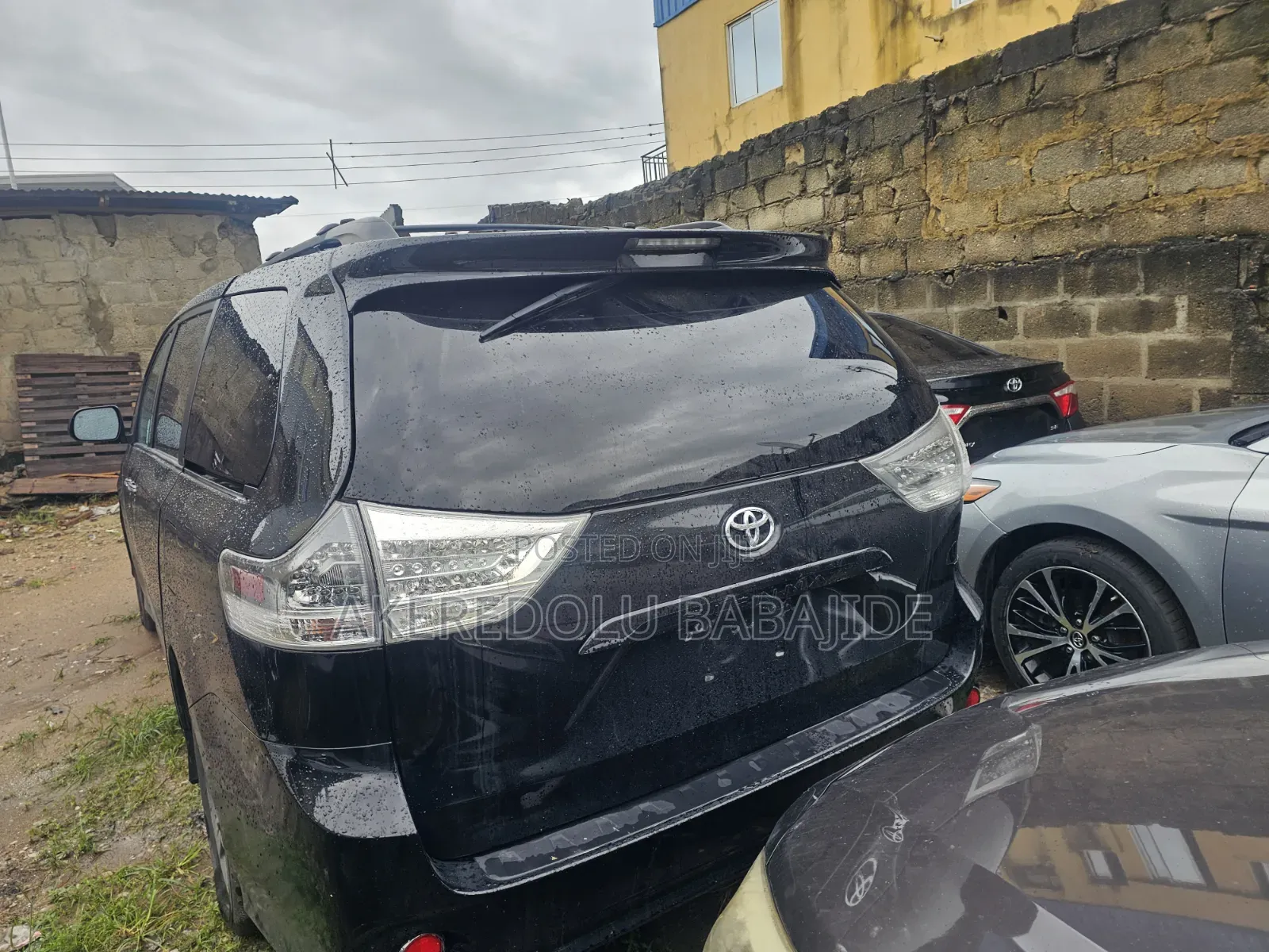 Toyota Sienna XLE 8 Passenger (3.5L 6cyl 8A) 2017 Black