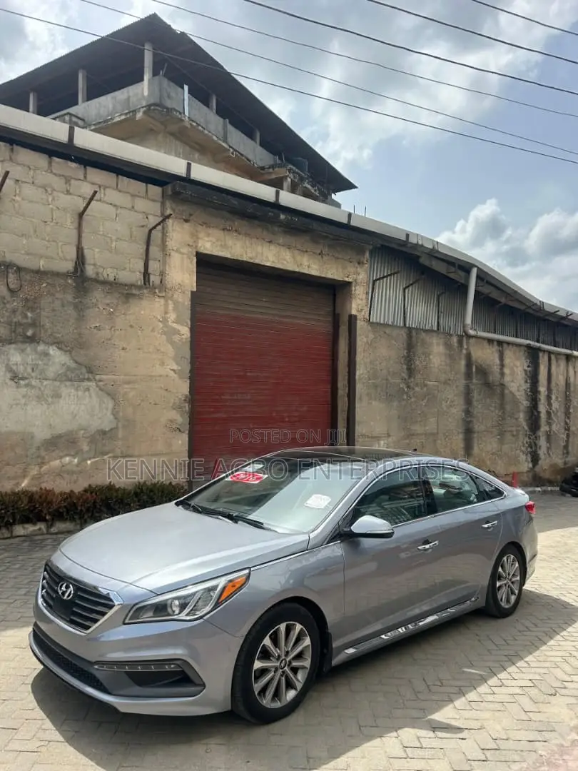 Hyundai Sonata Limited Sedan FWD (2.4L 4cyl 6A) 2016 Silver