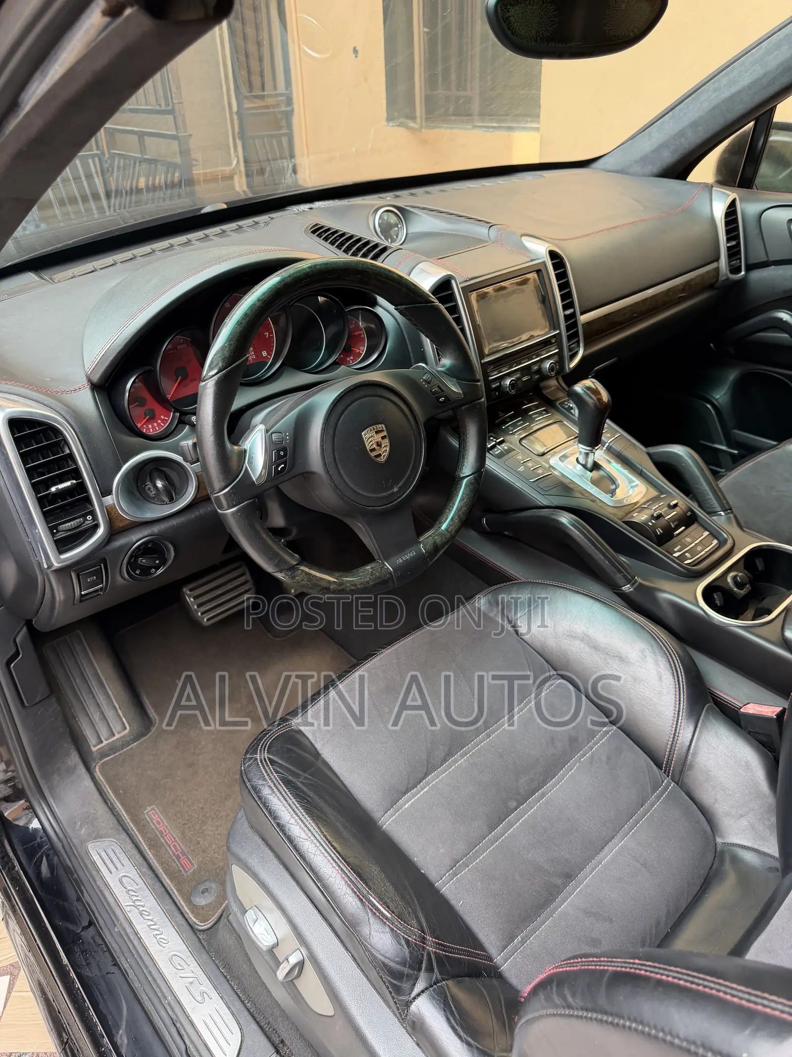 Porsche Cayenne GTS 2013 Black