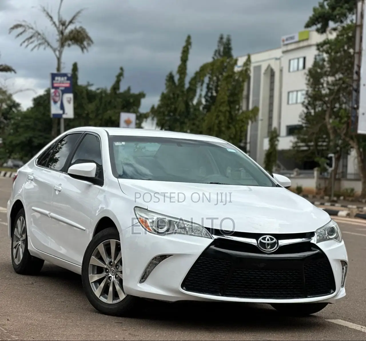 Toyota Camry 2016