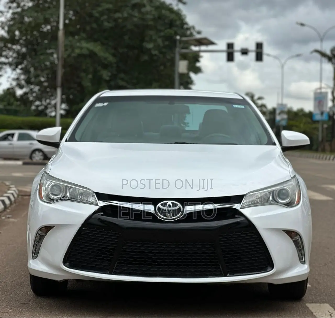 Toyota Camry 2016