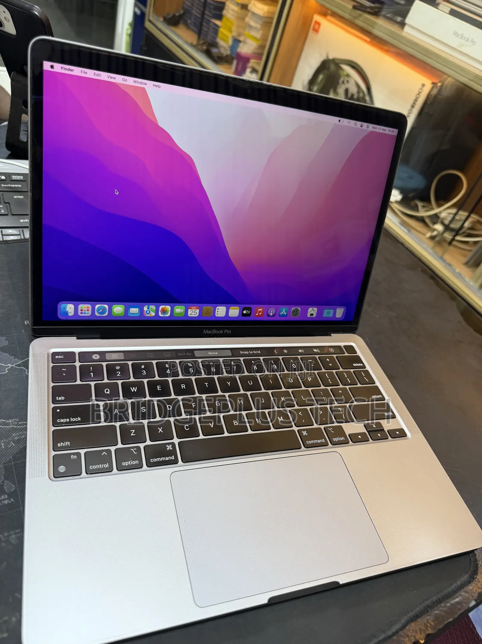 Laptop Apple MacBook Pro 2020 M1 8GB Apple M1 SSD 256GB