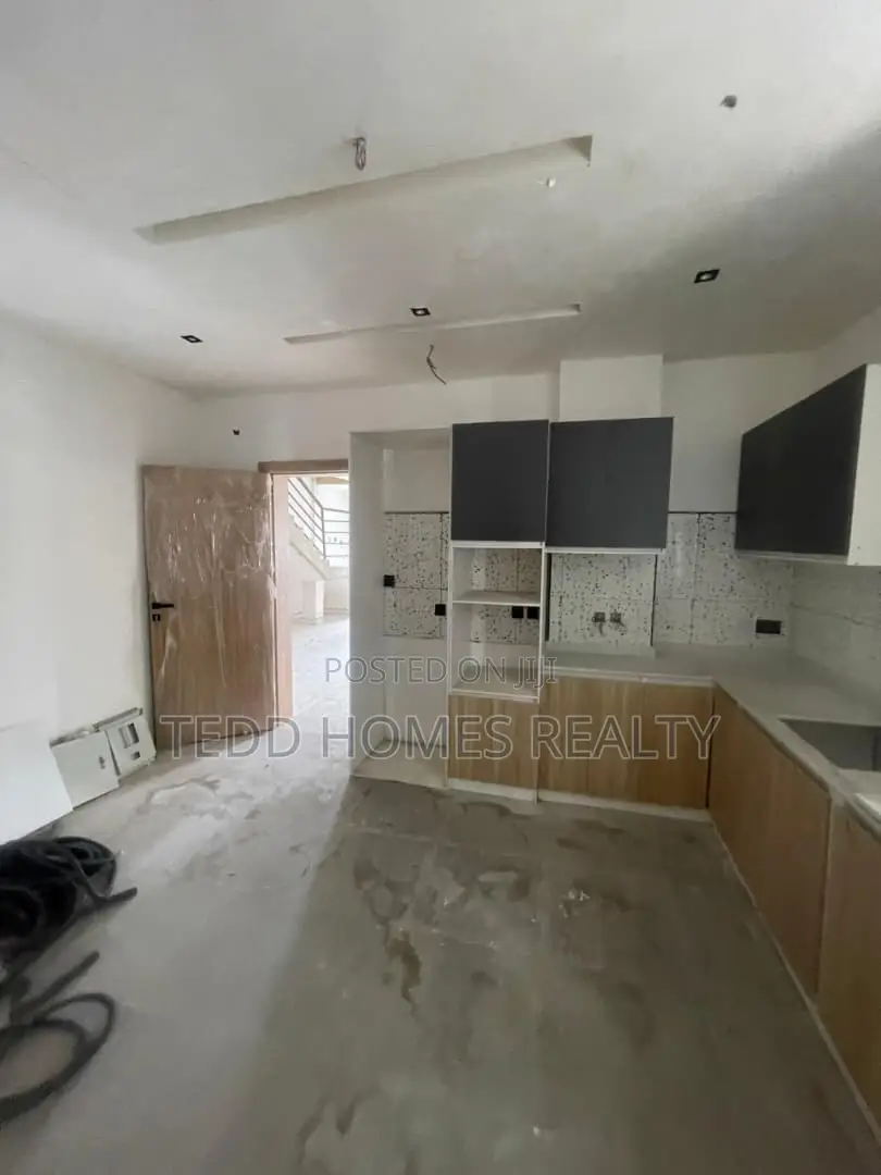 2bdrm Apartment in Ikate for sale