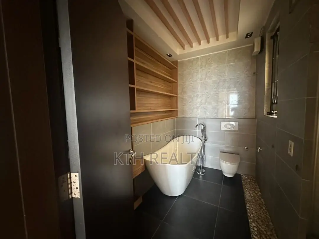 2bdrm Apartment in Ikate for sale