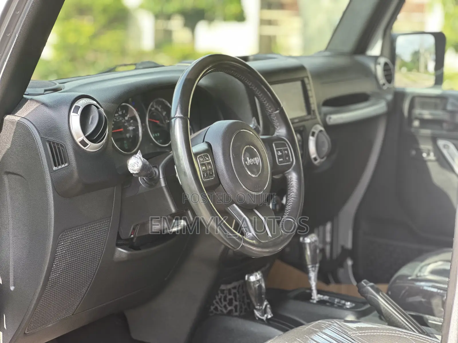 Jeep Wrangler Sahara 4x4 2017 Gray