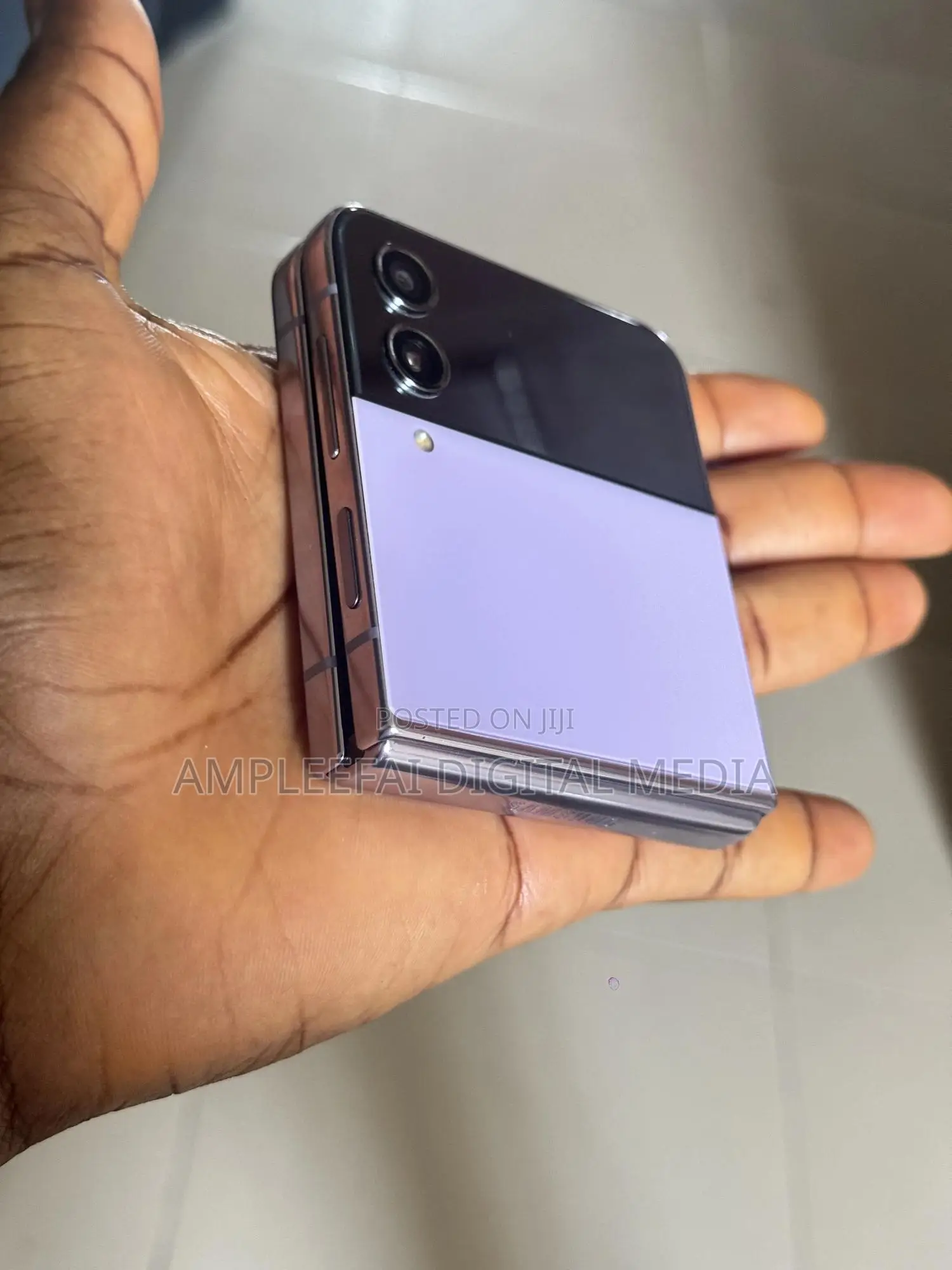 Samsung Z 16 GB Purple