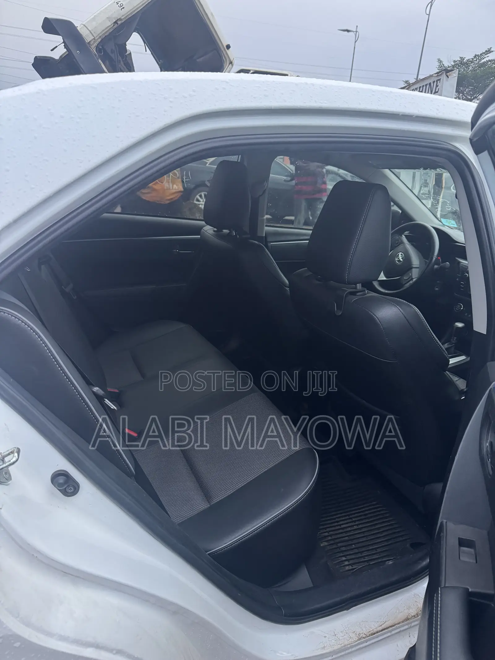 Toyota Corolla S 4dr Sedan (1.8L 4cyl CVT) 2015 White