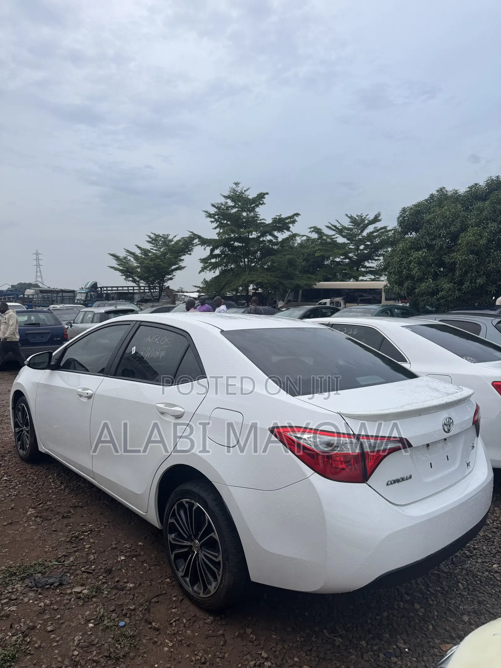 Toyota Corolla S 4dr Sedan (1.8L 4cyl CVT) 2015 White