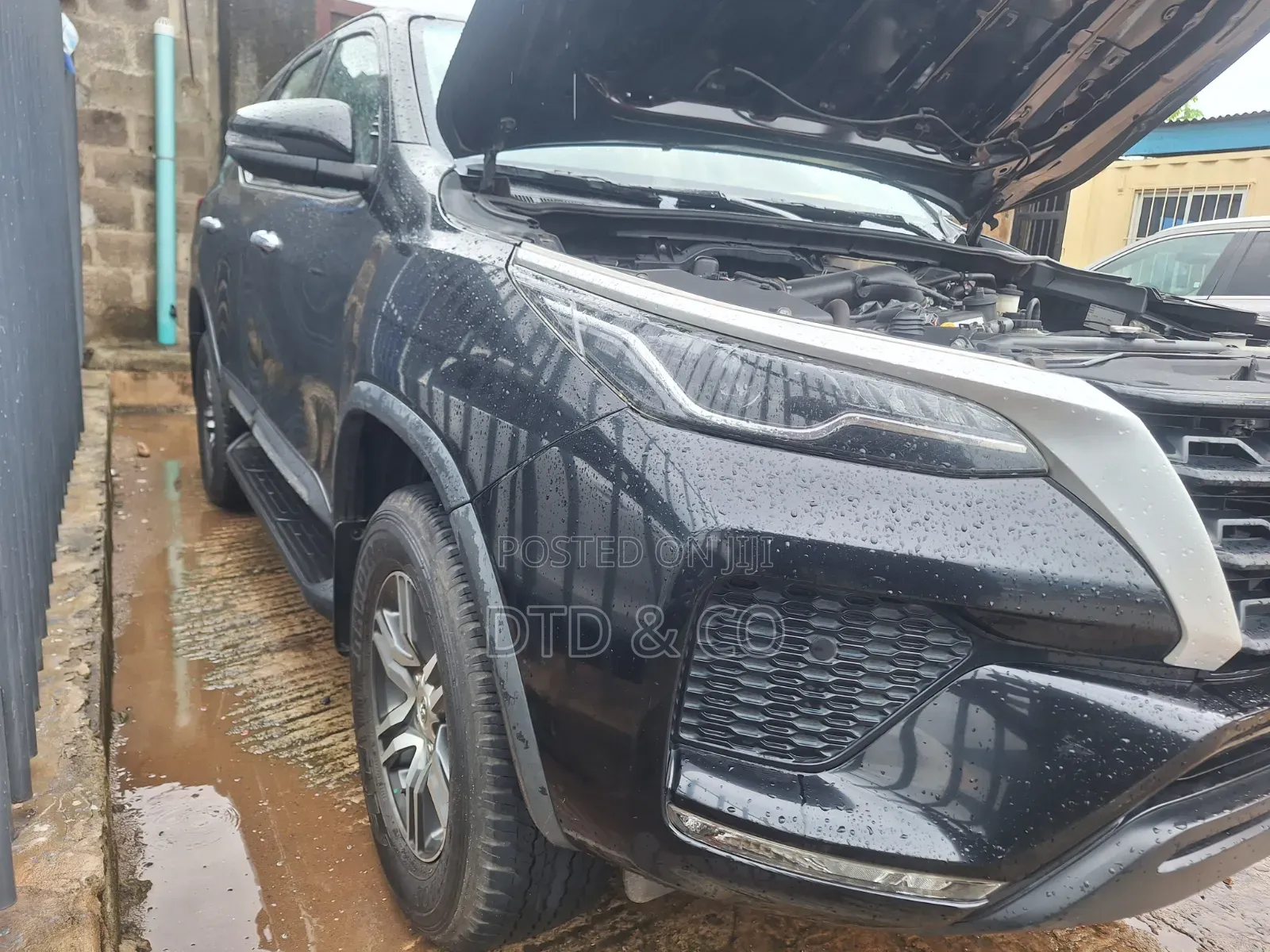 Toyota Fortuner 2022 Black
