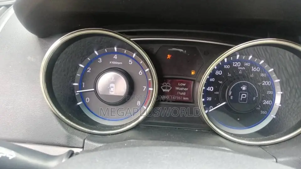 Hyundai Sonata SE 2.0T Sedan FWD (2.0L 4cyl 6A) 2012 Blue