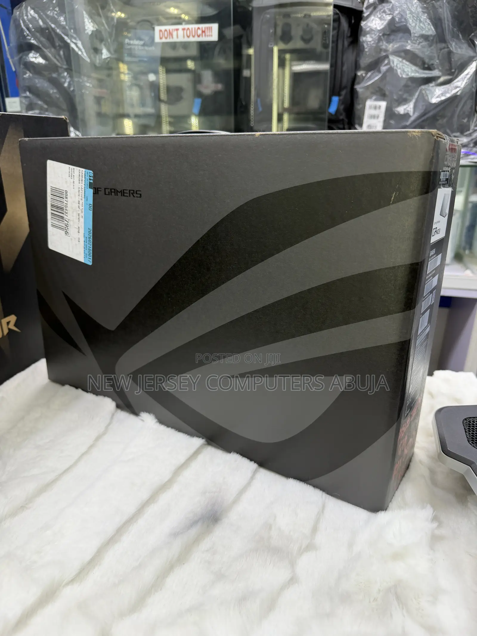 New Laptop Asus ROG Zephyrus G14 32GB AMD Ryzen 9 SSD 1T