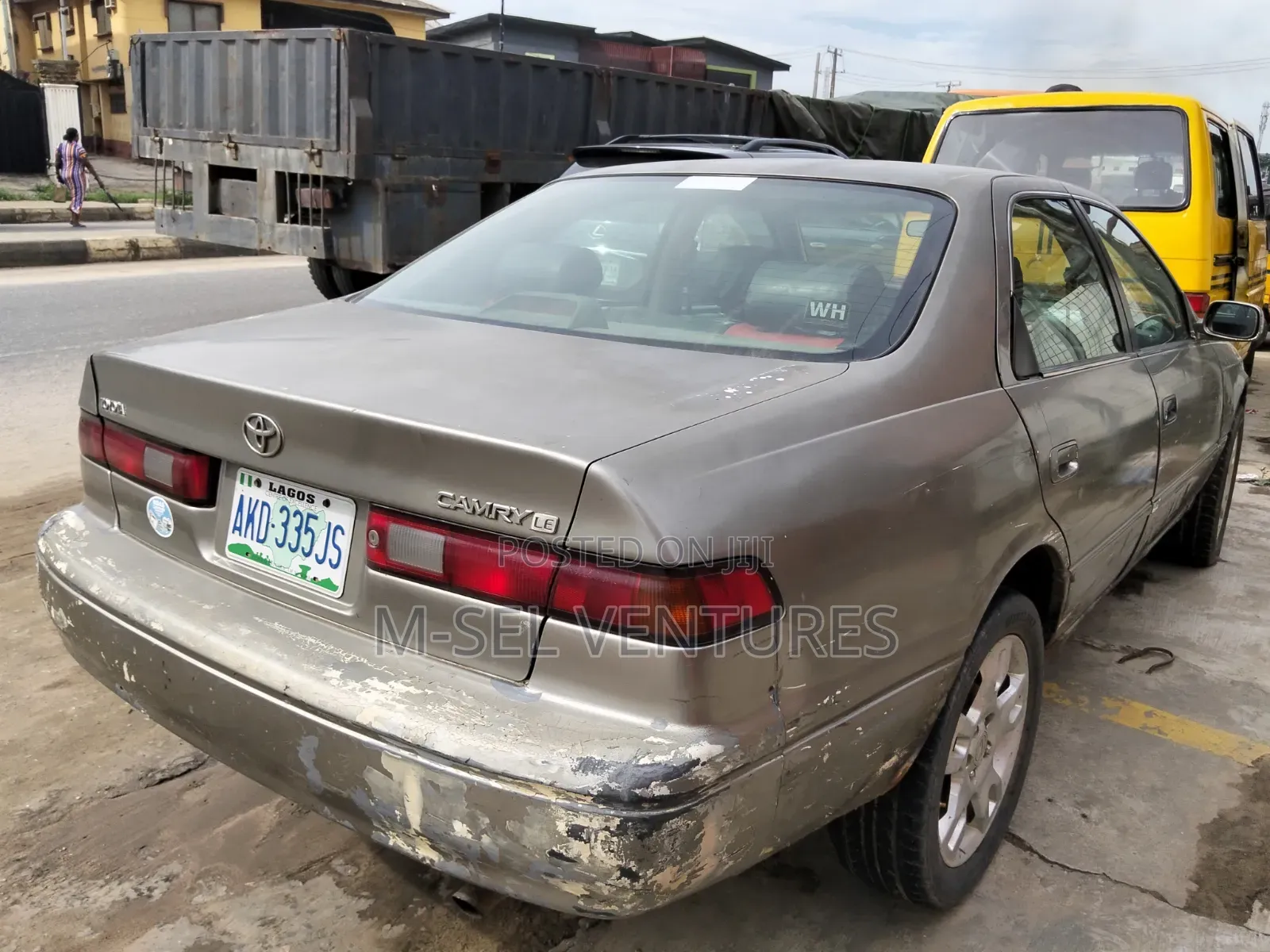 Toyota Camry Automatic 1999 Gray