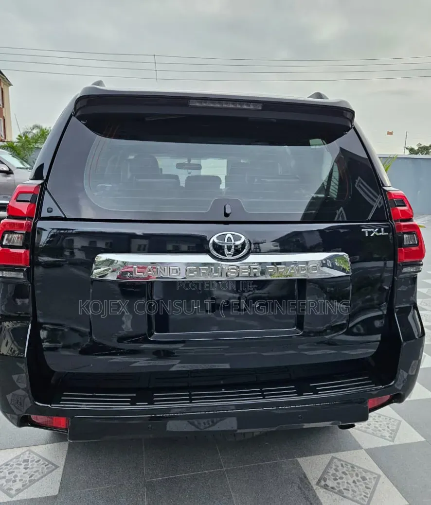 Toyota Land Cruiser Prado 2019 Black