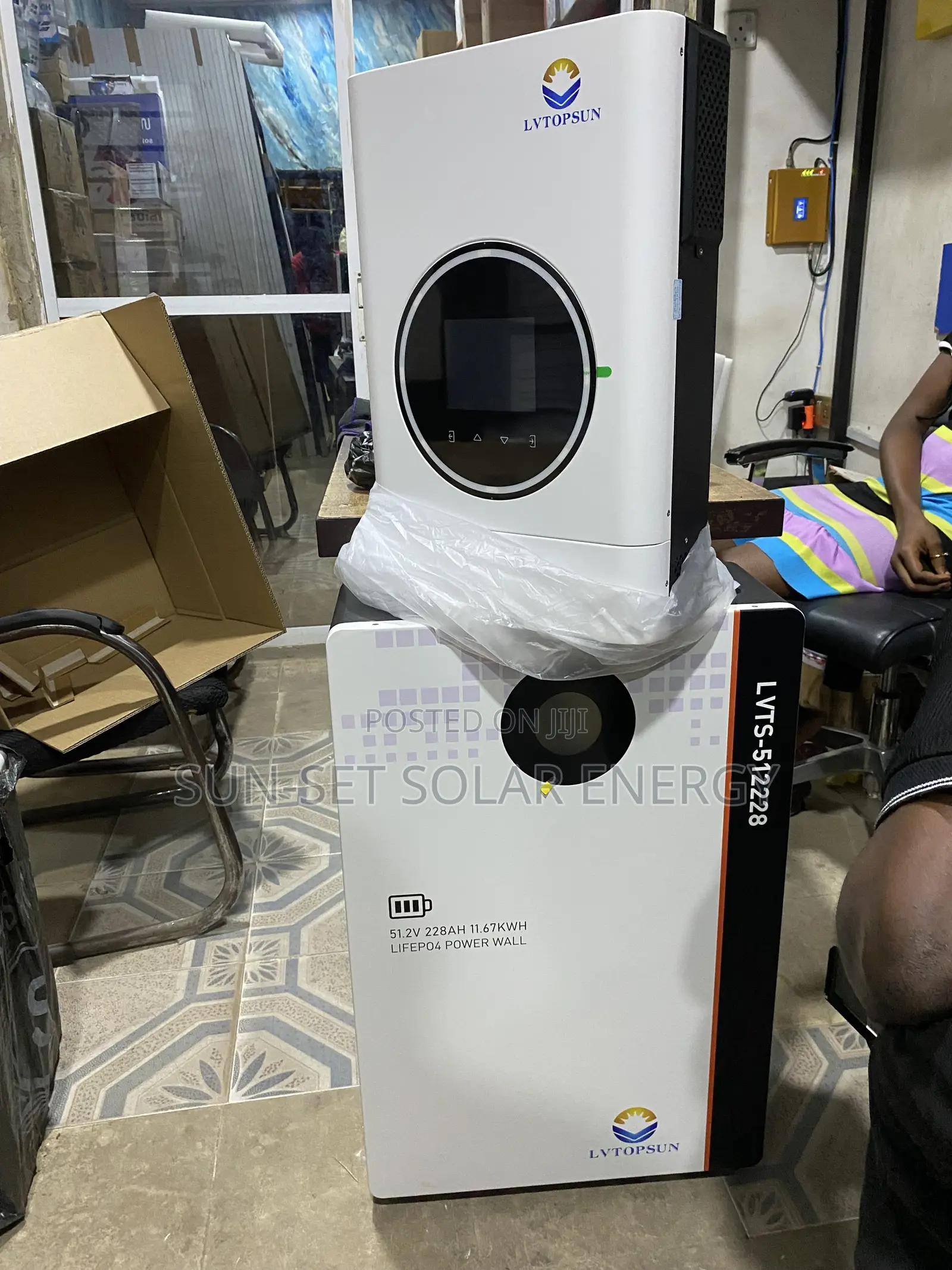 Lvtopsun Hybrid Inverter 6kva 48v With 120ah MPPT and Warranty