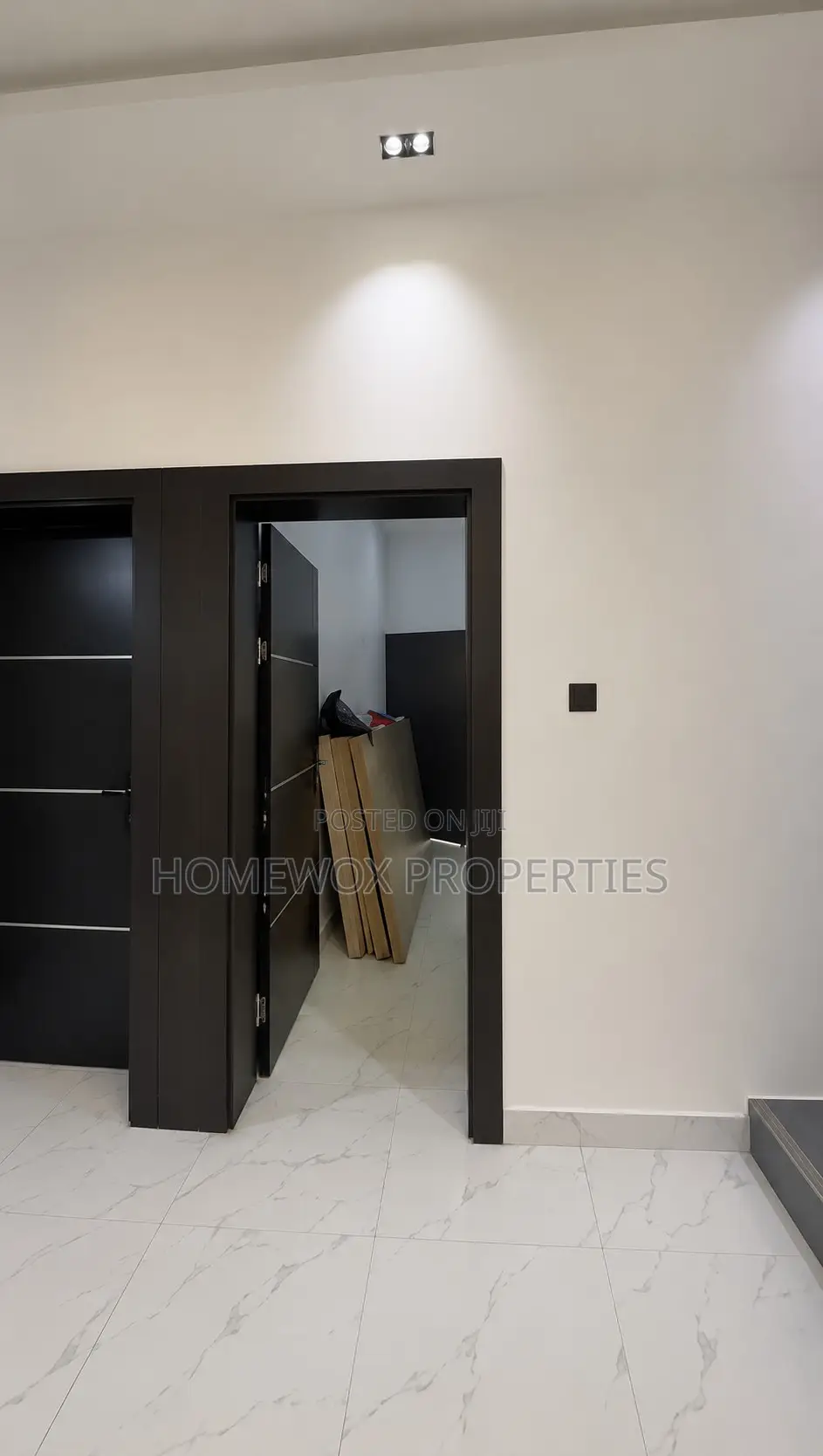 4bdrm Duplex in Rumuahalu for sale