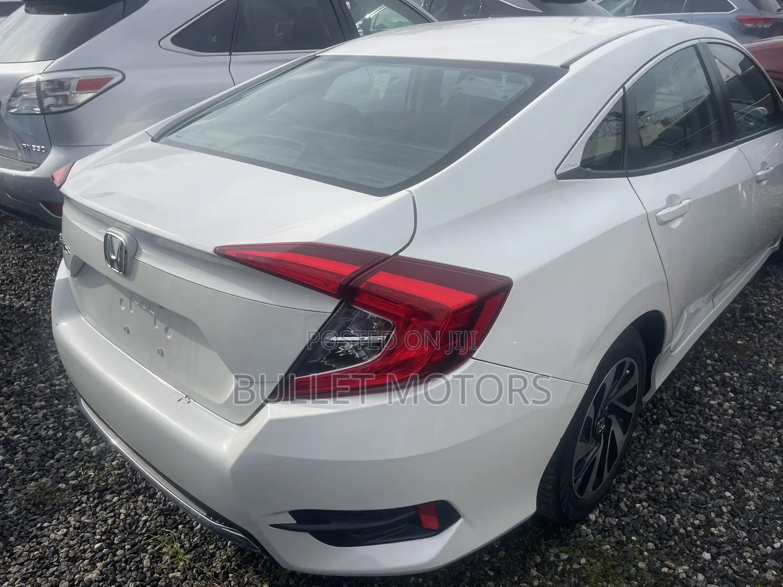 Honda Civic 2019 White