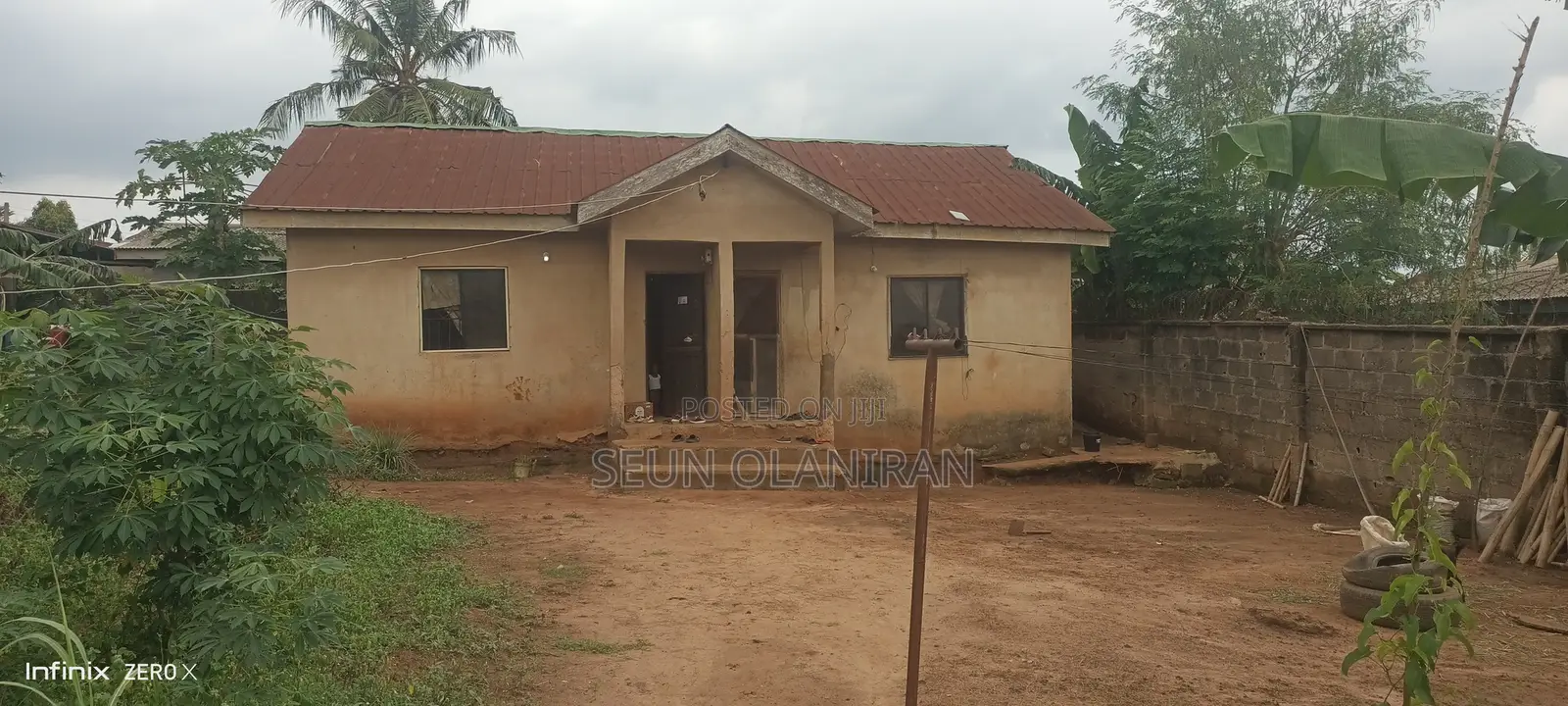 2bdrm Bungalow in Adamo for sale